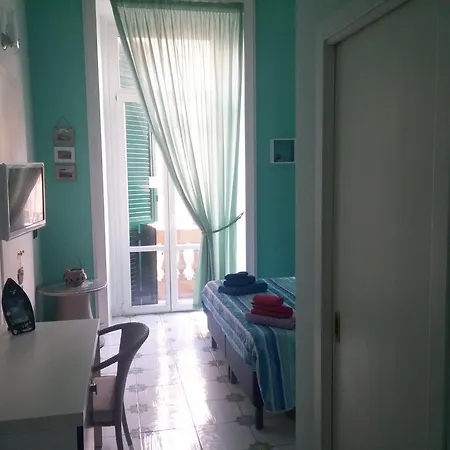 Viaggio A Nápoles